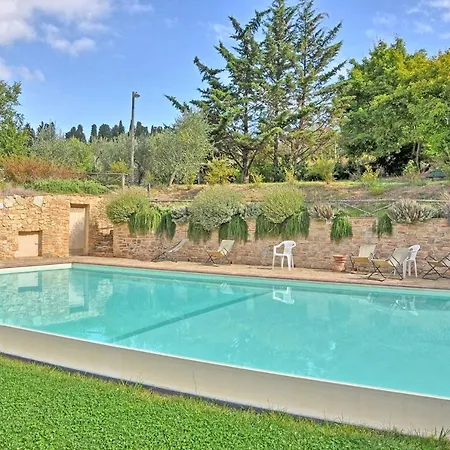 Ponte A Ema Sleeps 4 T241480 *