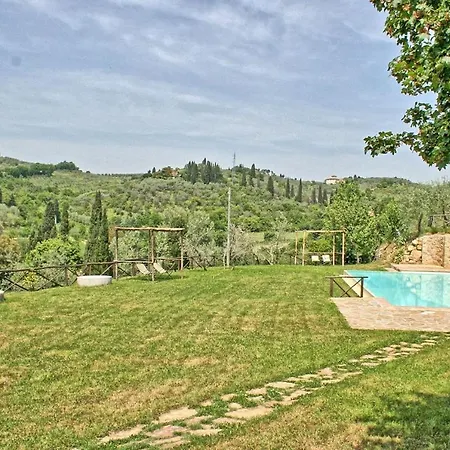 Ponte A Ema Sleeps 4 T241480