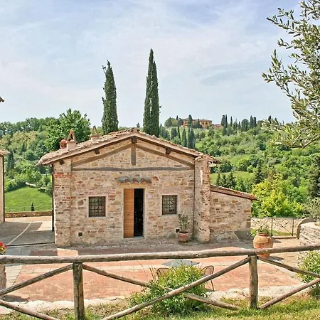 Ponte A Ema Sleeps 4 T241480